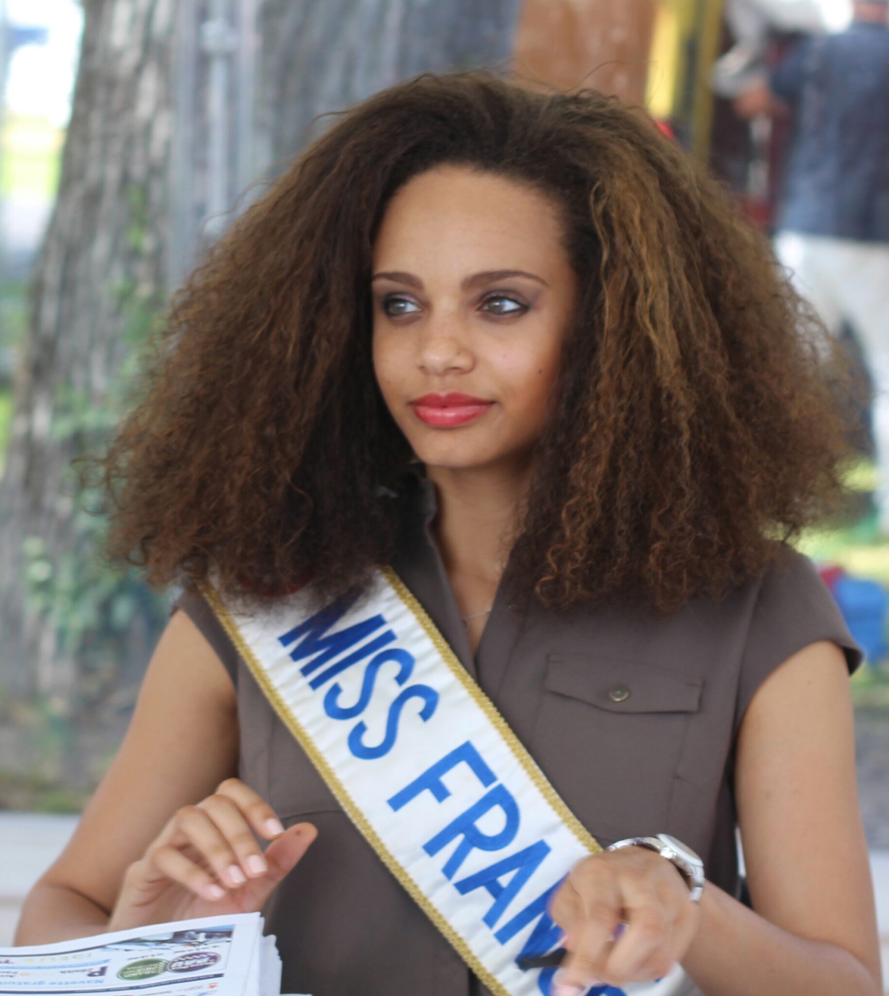 La Guyanaise Alicia Aylies Ancienne Miss France Enceinte De Son