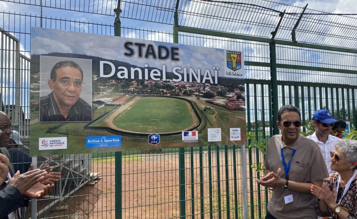 Vendredi 10 juin, le stade municipal de Matoury a inauguré sa nouvelle dénomination : stade Daniel Sinaï.