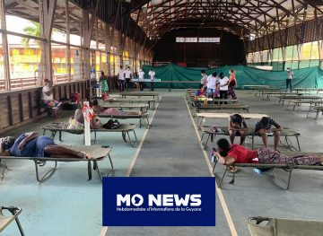 42 habitants sont accueillis actuellement au gymnase municipal où 60 lits picots ont été installés (Crédit photo 📸 : DR)